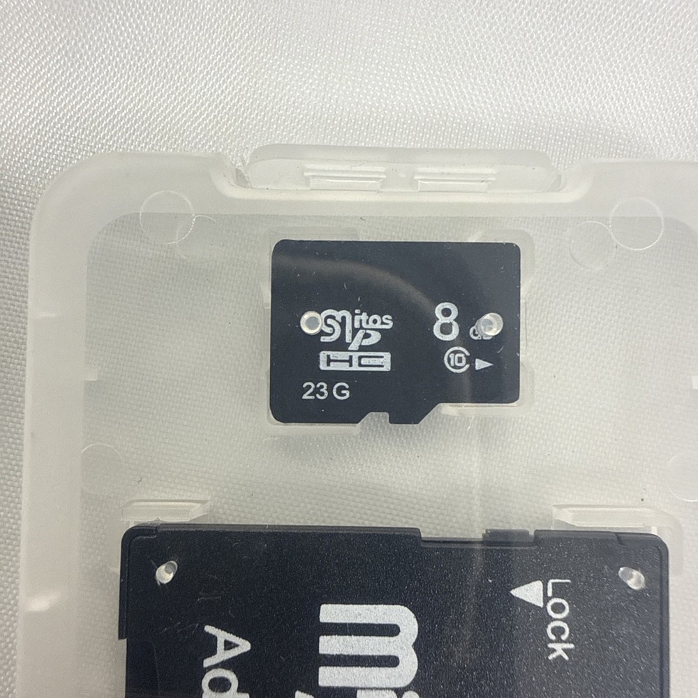 Lock MicroSD HC Card -8GB + MicroSD Adapter Camera iPhone Android Tablet PC…8 - Picture 4 of 4